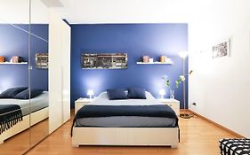 Chiara Guest House 34 - M4 Metro Blu
